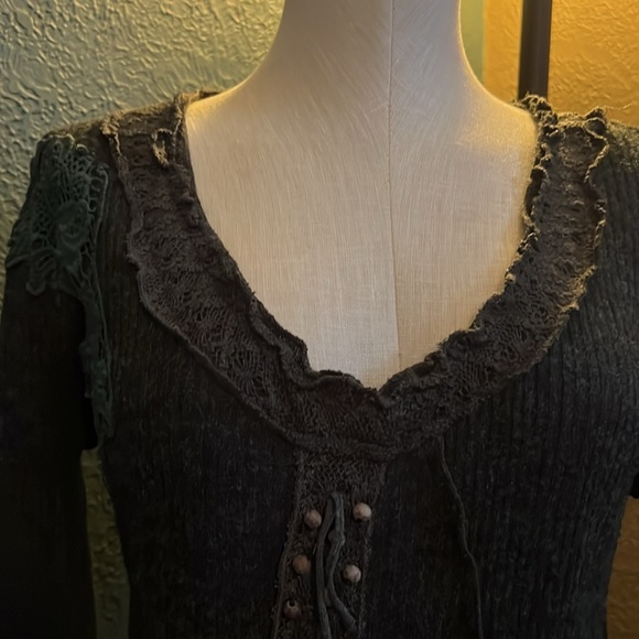 Very pretty tunic - Picture 3 of 8
